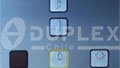 Ascensor Hidráulico Duplex HDM - Botones con sistema Braille