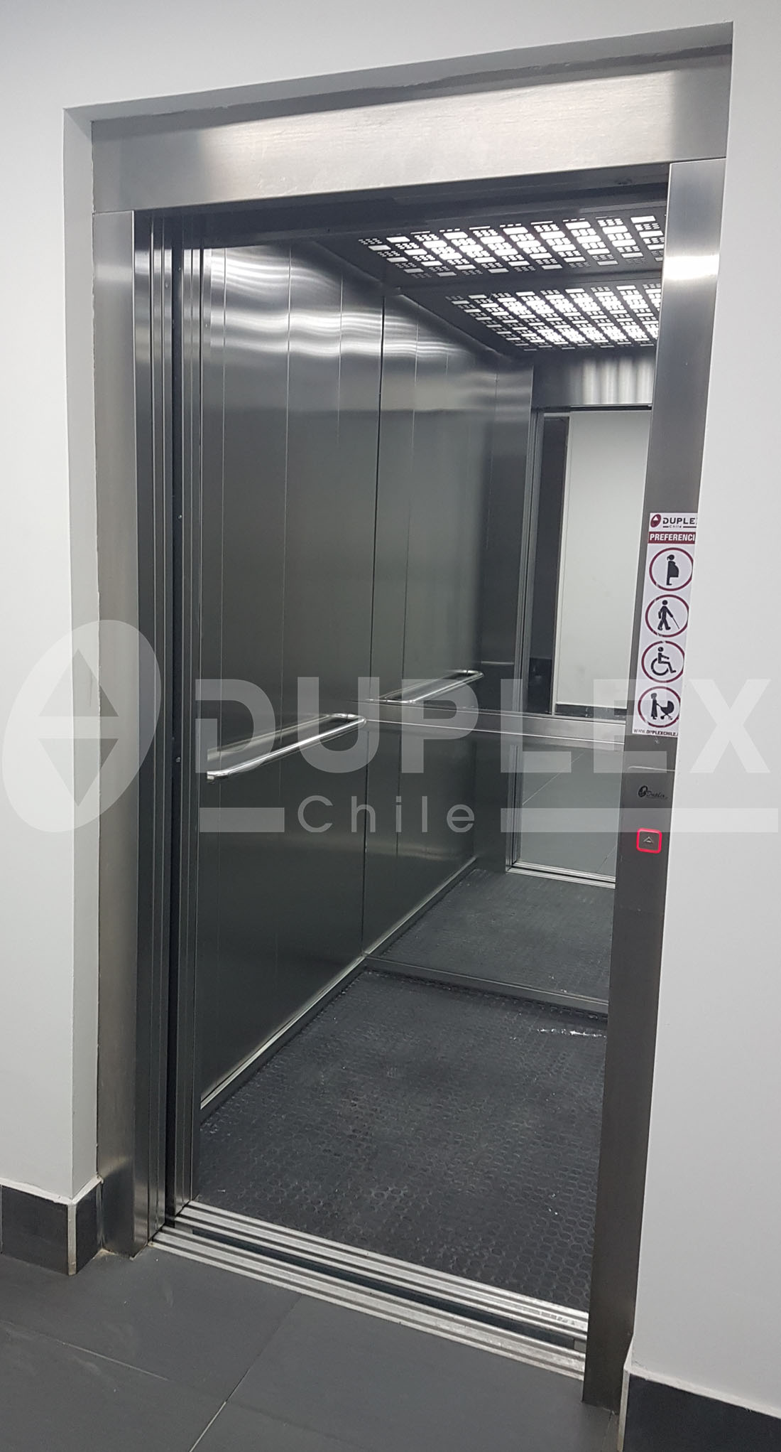ascensor-hidraulico-duplex-2.jpg